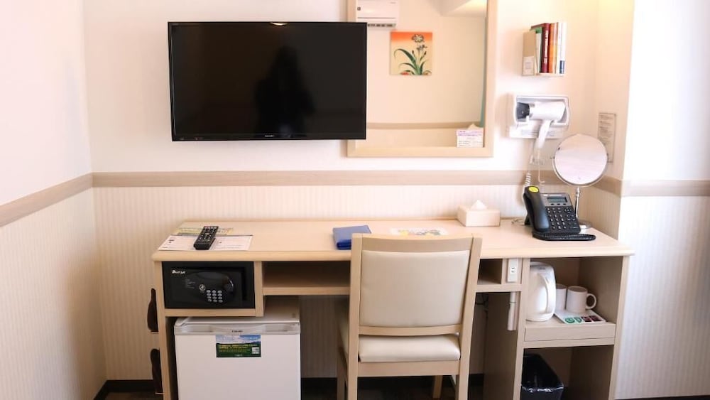 Haneda Inn 40/50