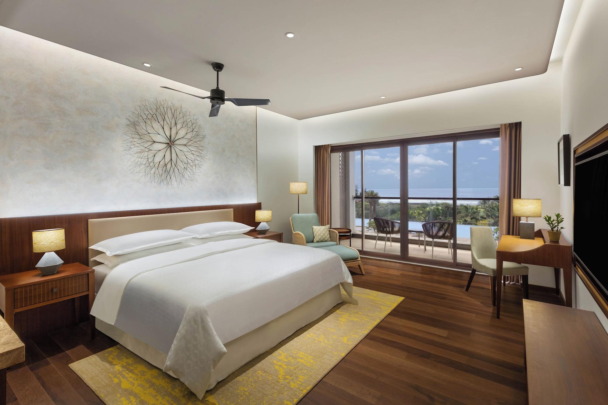 Deluxe, King Bed, Sea View