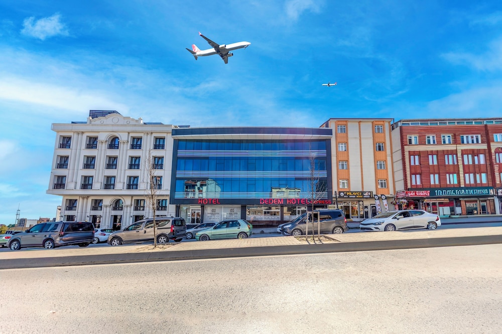 Skylon Airport Hotel 4/49