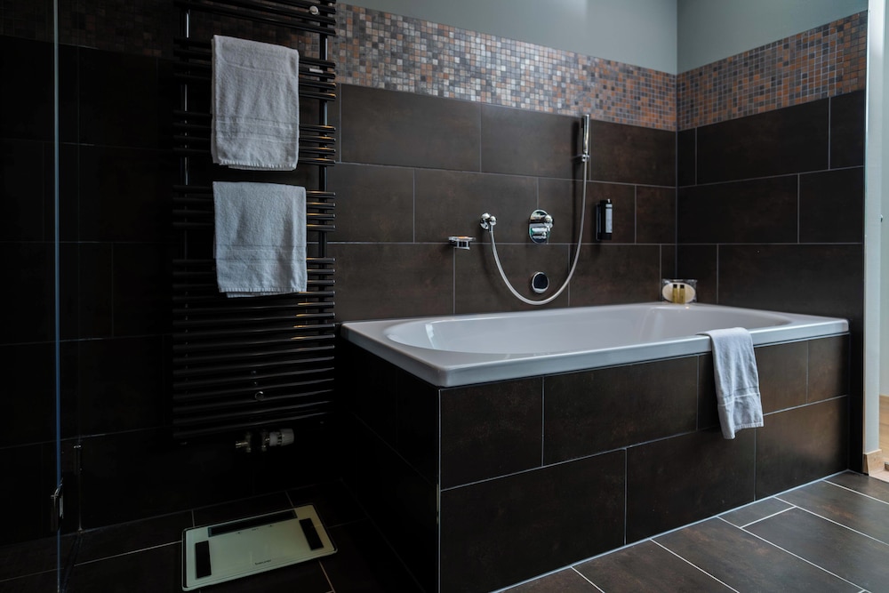 Hotel Seepark Thun 49/50
