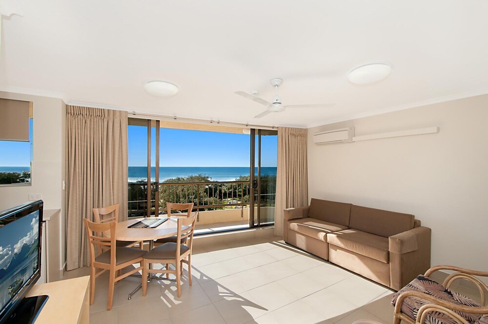 Voyager Resort 32/44