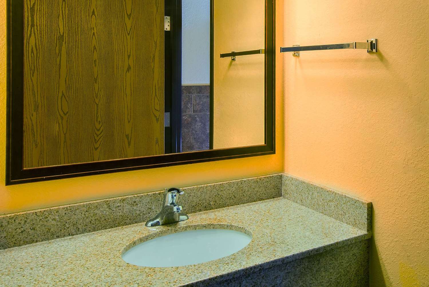 AmericInn by Wyndham Chamberlain Conference Center 31/31