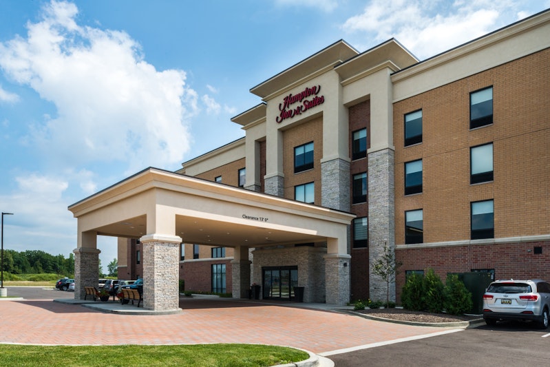 Hampton Inn & Suites Wixom 58/61