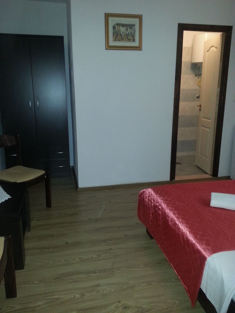 Villa Angela 66/80