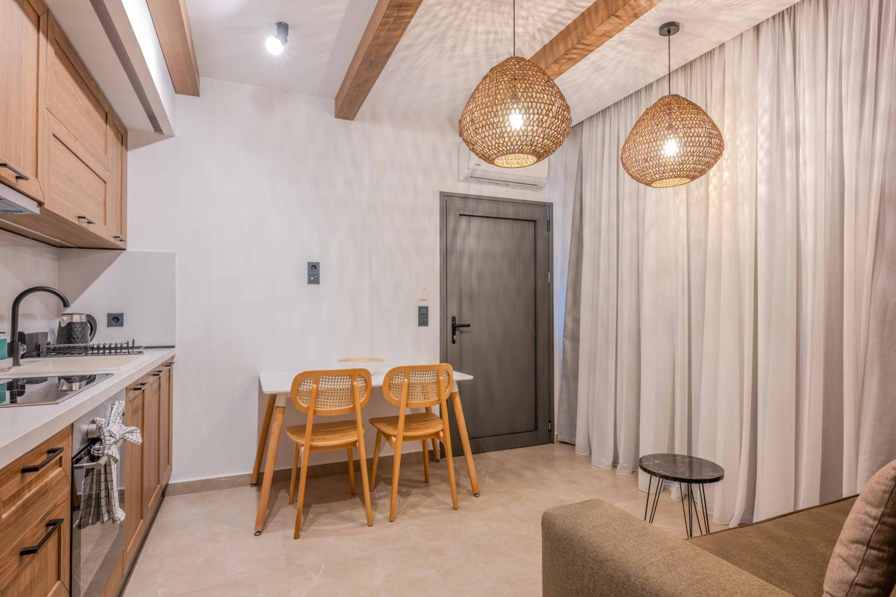 Alati Suites 29/35