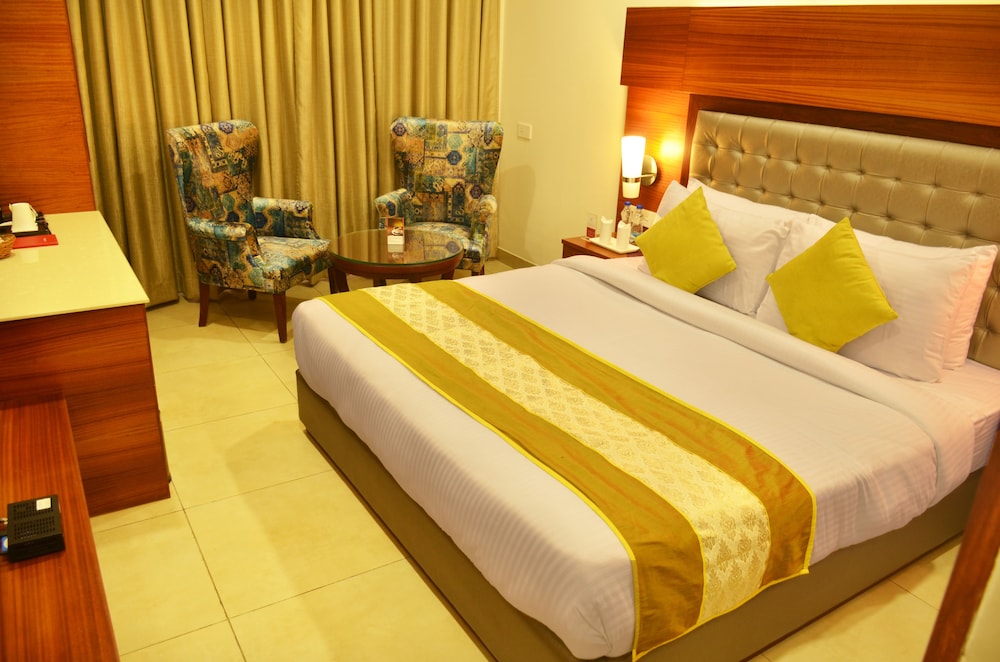 Mint Hotel Premia 12/36