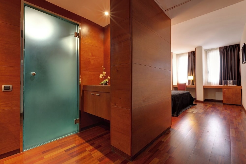 Acevi Villarroel Hotel 32/62
