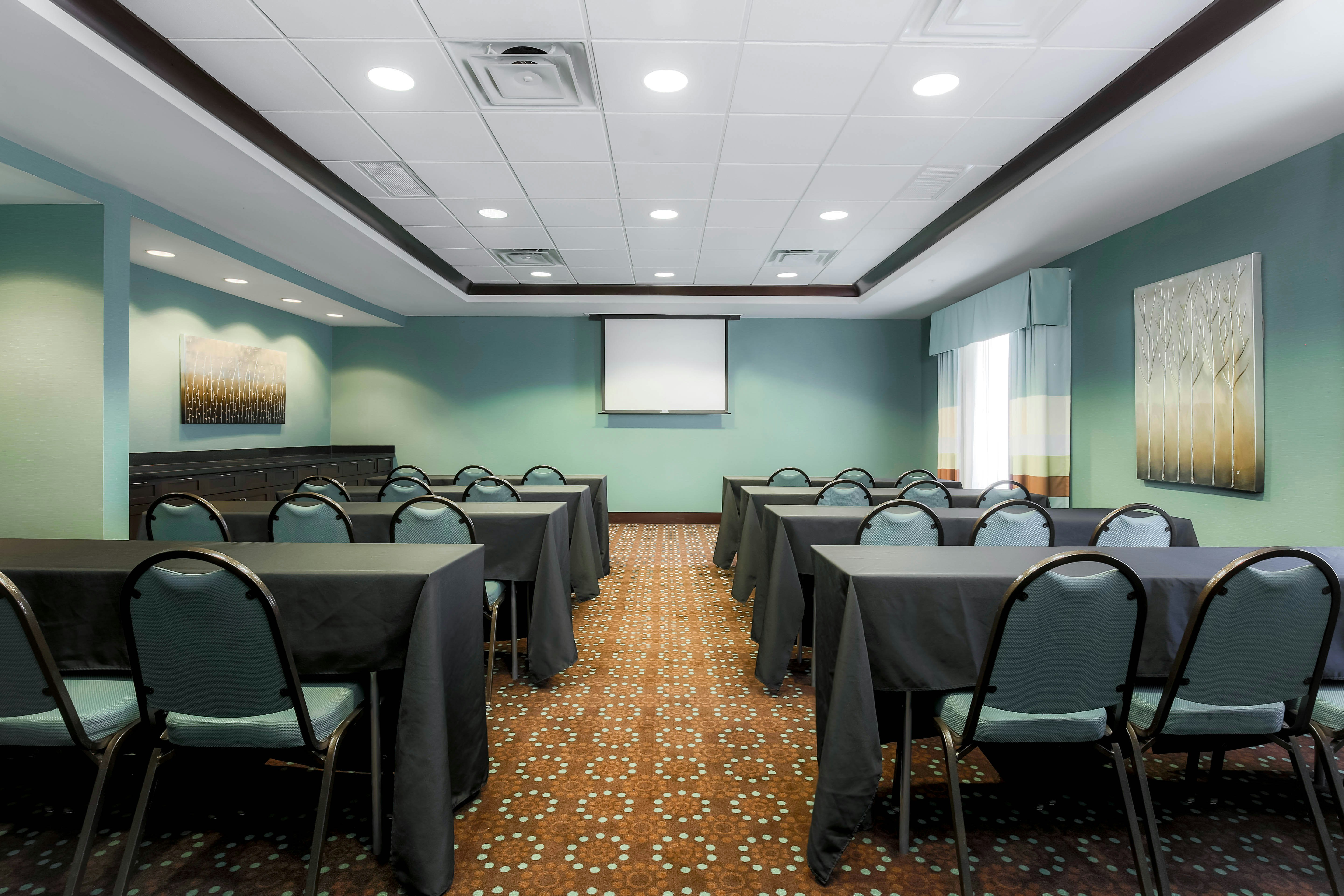 Hampton Inn Suites Wheeling the Highland 38/46