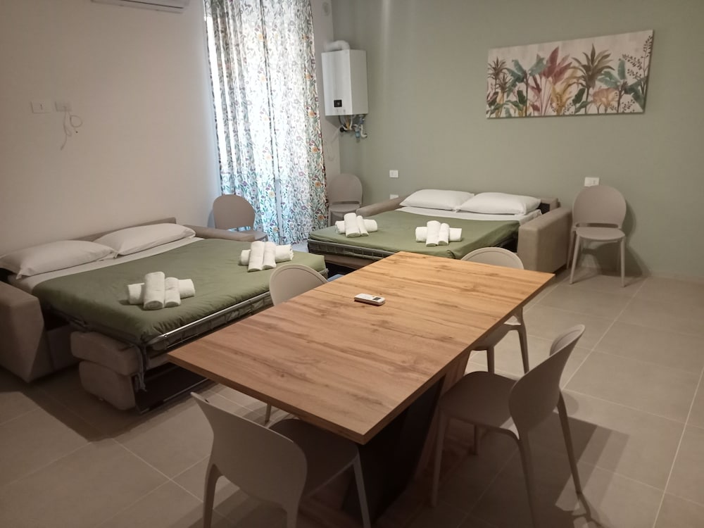 Deluxe Rooms 50/59