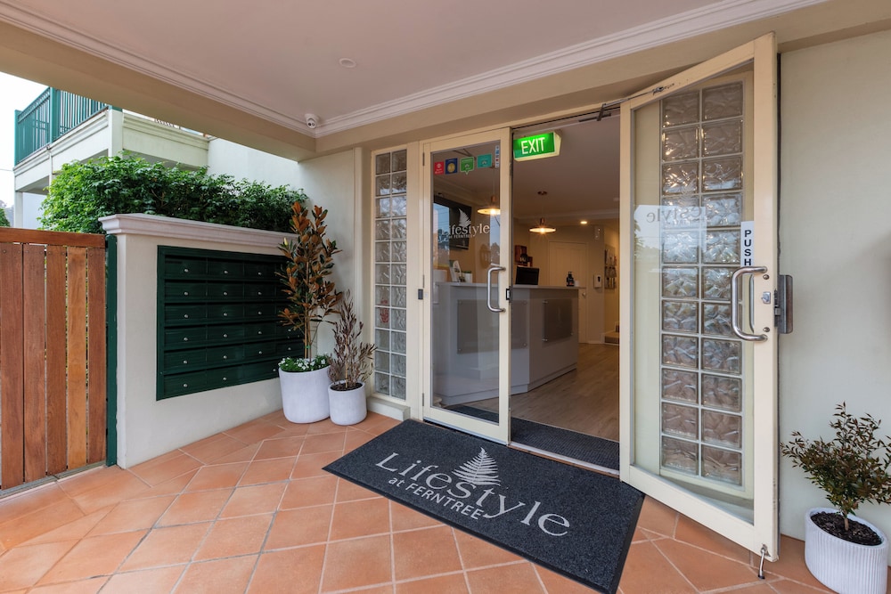 Lifestyle Apartments At Ferntree 6/66