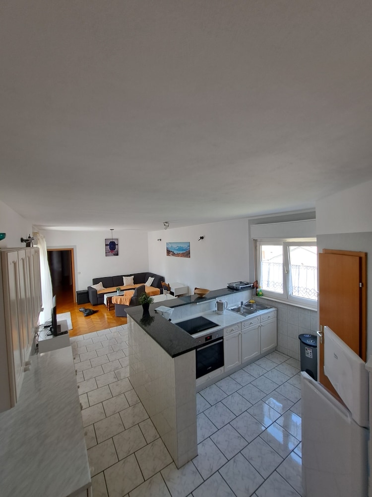 Guesthouse Varnica 9/50