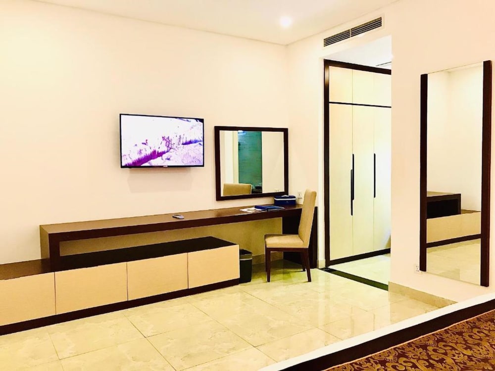 Diamond Bay Condotel Resort Nha Trang 10/77