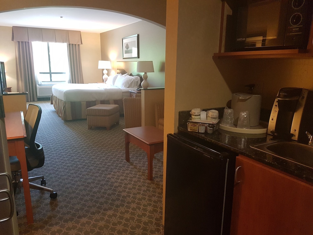 Holiday Inn Carbondale-Conference Center 44/81