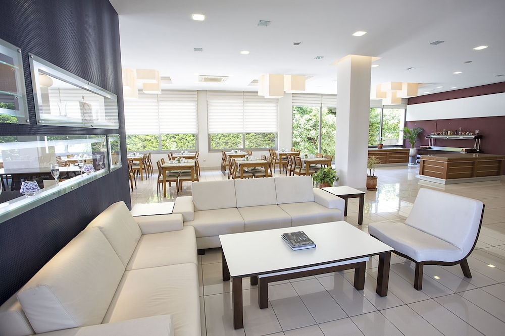 Cilek Marina Hotel 33/44