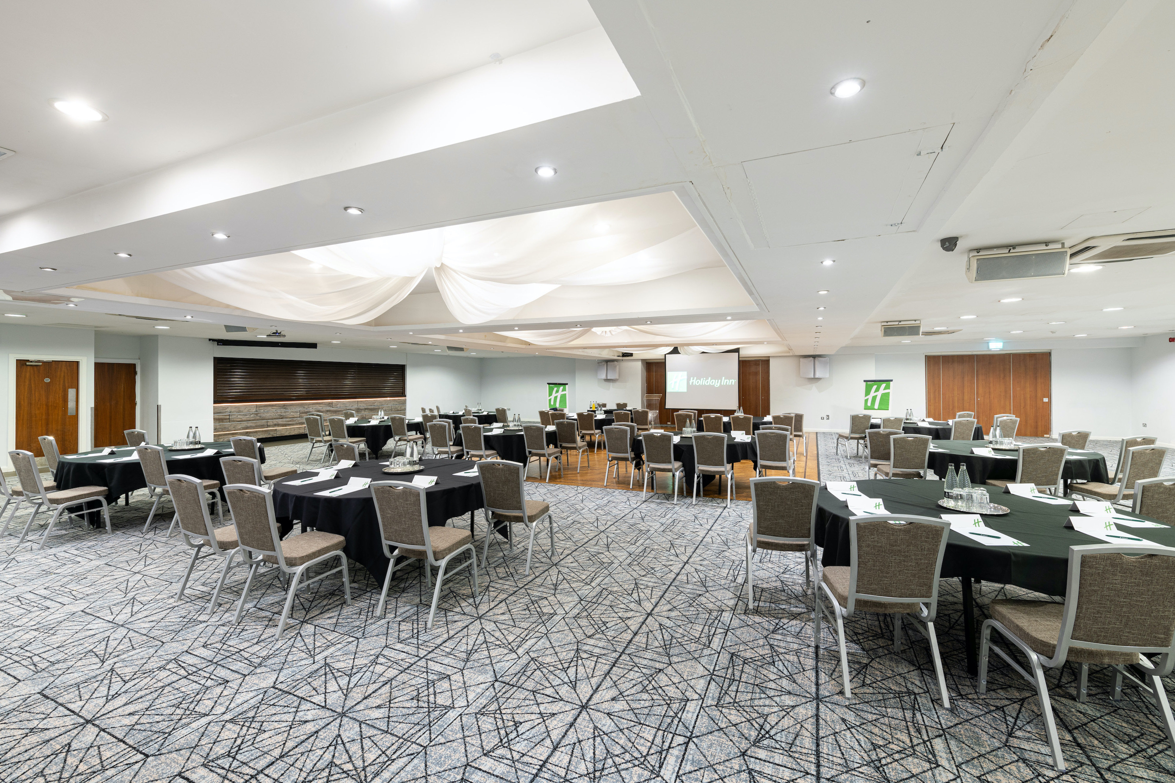 Holiday Inn Manchester - Oldham, an IHG Hotel 41/48