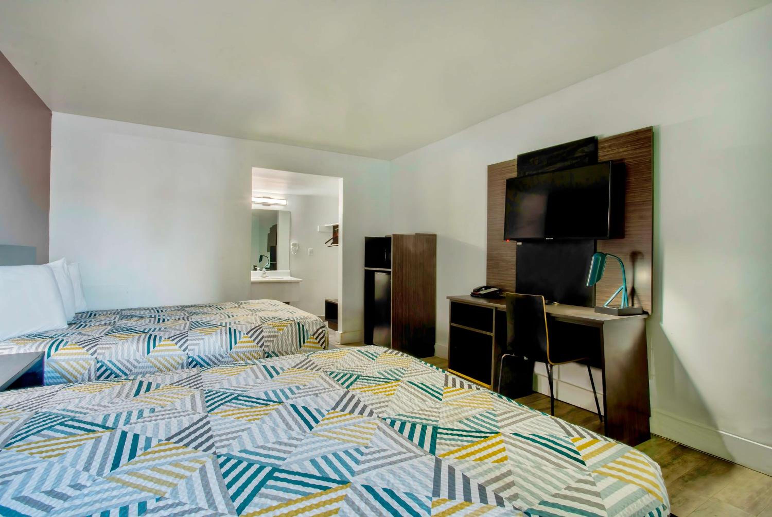 غرفة رباعية، Motel6 Tucson, AZ - East Williams Center 8/10