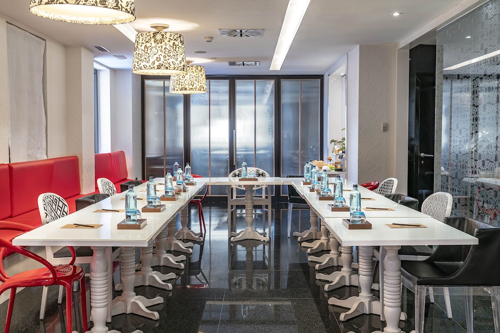 Vincci Via 66 Hotel 43/50