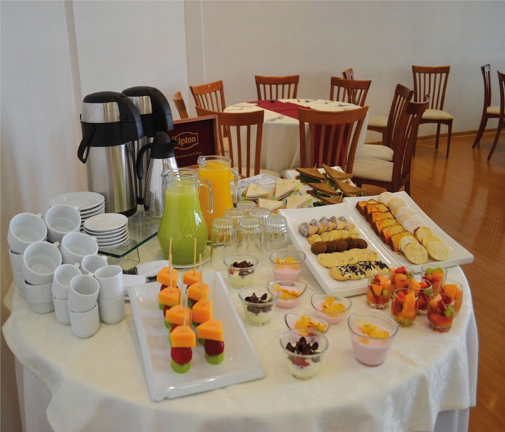 restaurant-cafeteria
