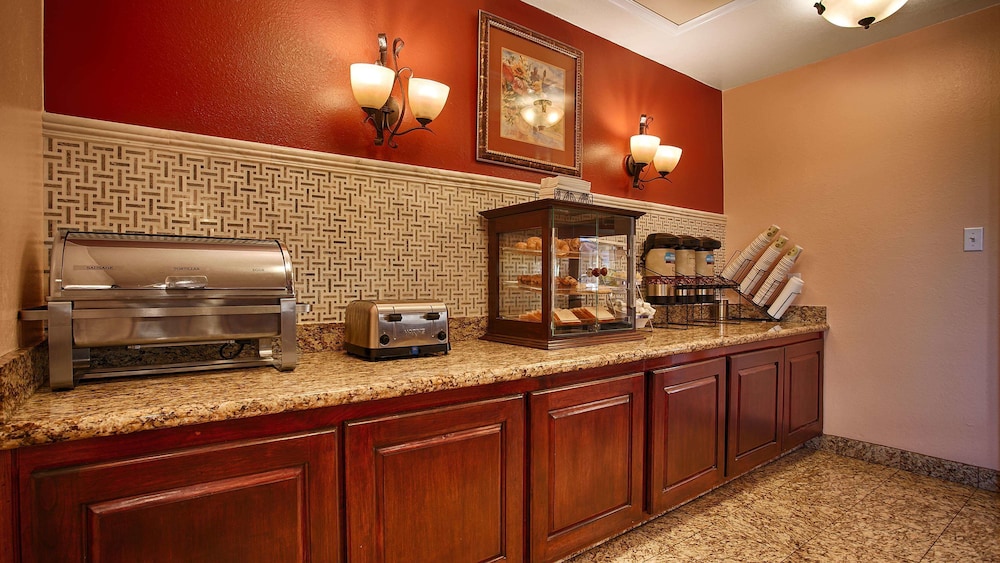 Best Western Moreno Hotel & Suites 9/25