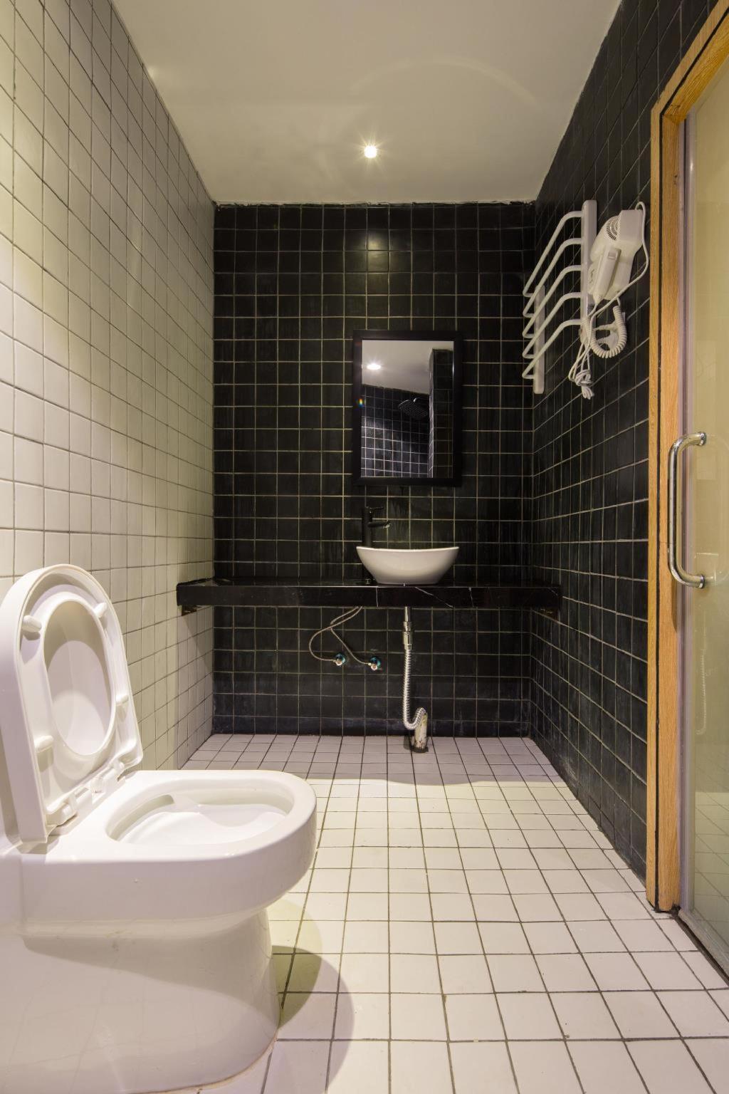 Shenzhen Futian Huaqiang South Feiyuan Hotel 49/49
