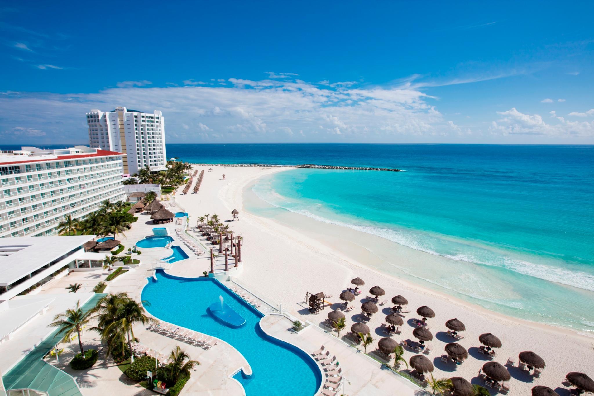 Krystal Cancun in CANCUN