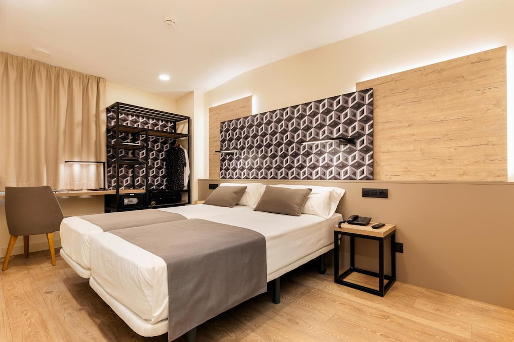 Ronda House Hotel 7/66