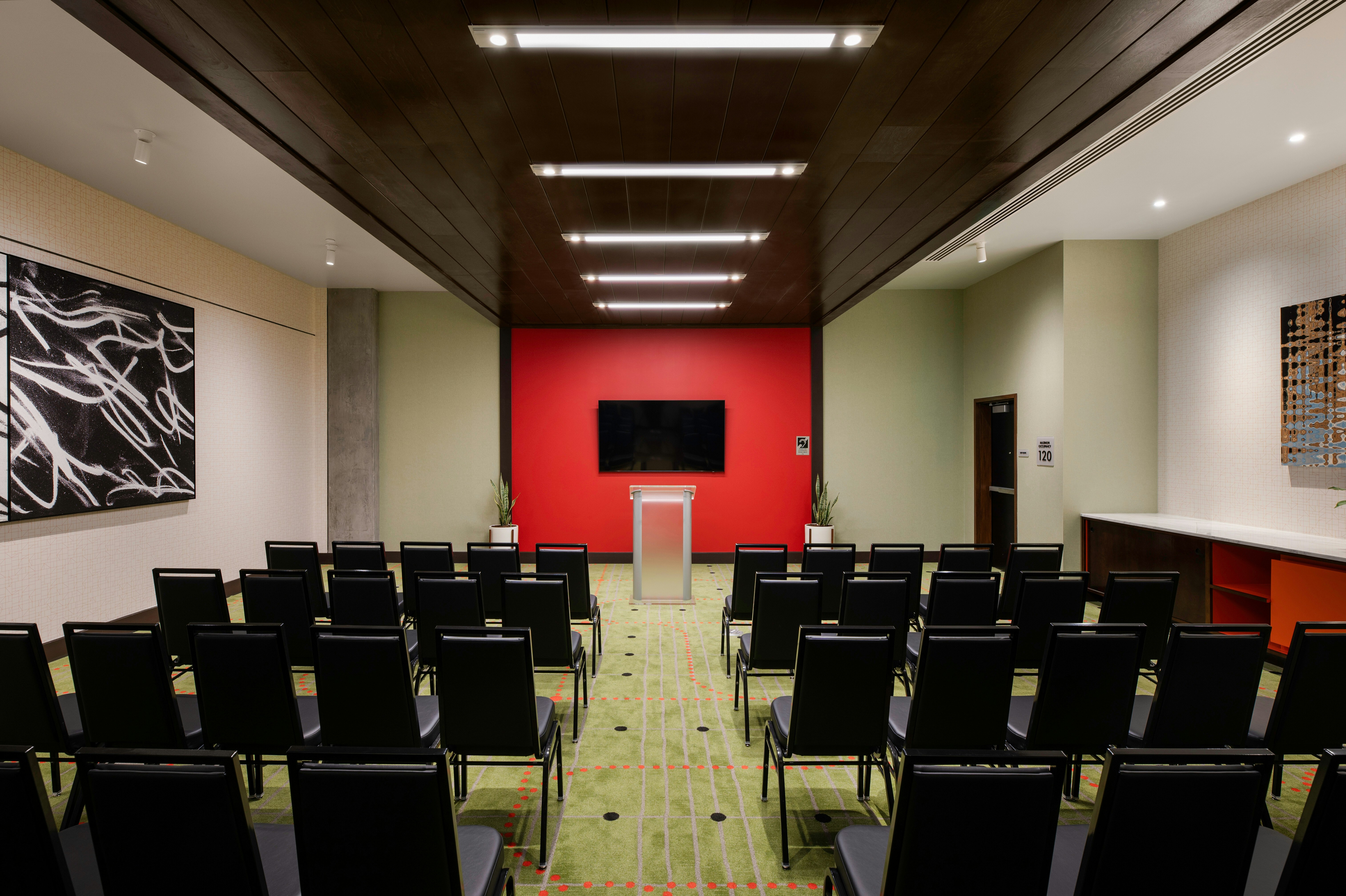 Hilton Buena Park Anaheim 33/41