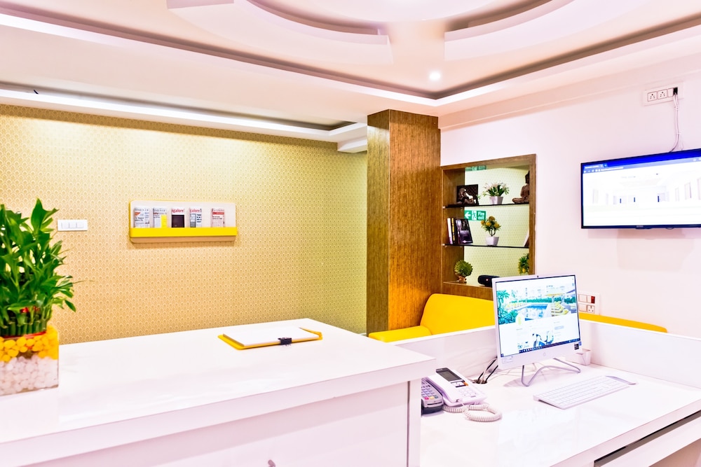 X by Bloom Indiranagar 27/36