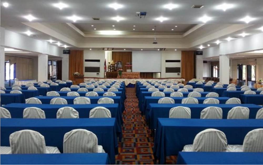 Dad D Resort by Lopburi Inn Resort 47/63