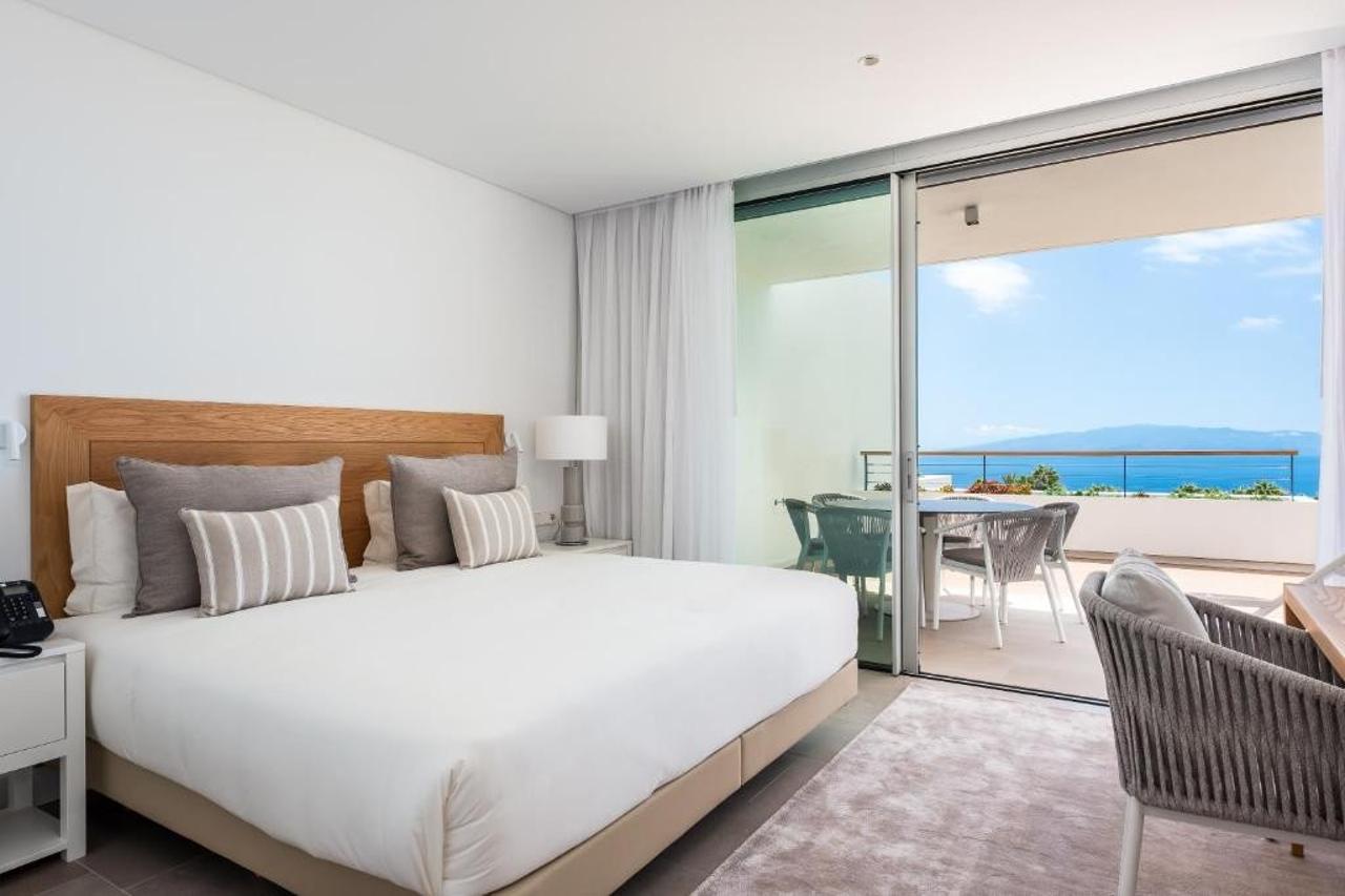 Los Jardines de Abama Suites and Villas 12/18