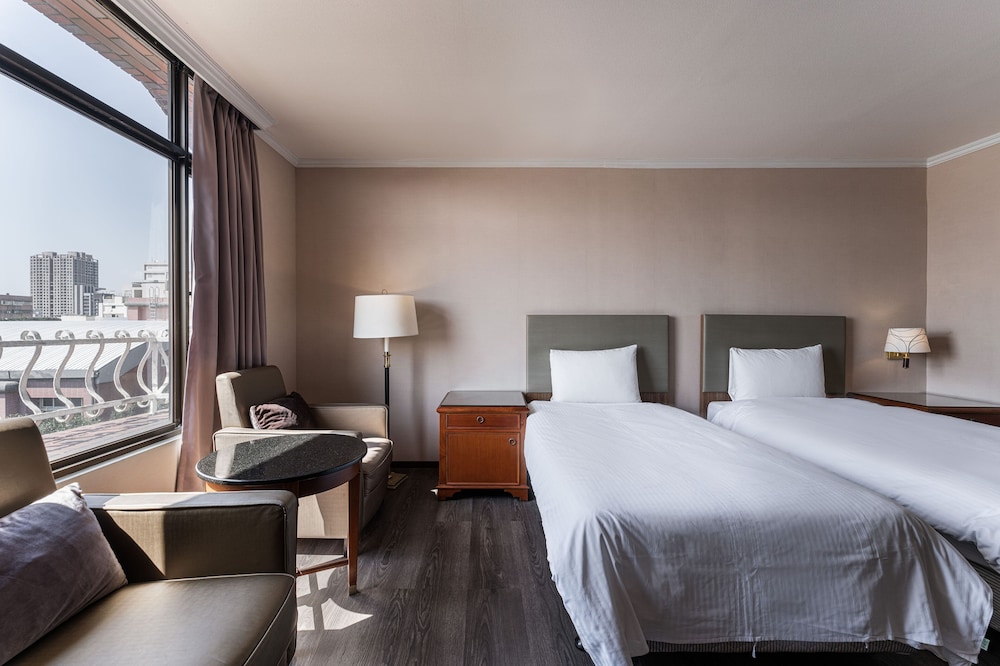Hotel J Metropolis 31/54