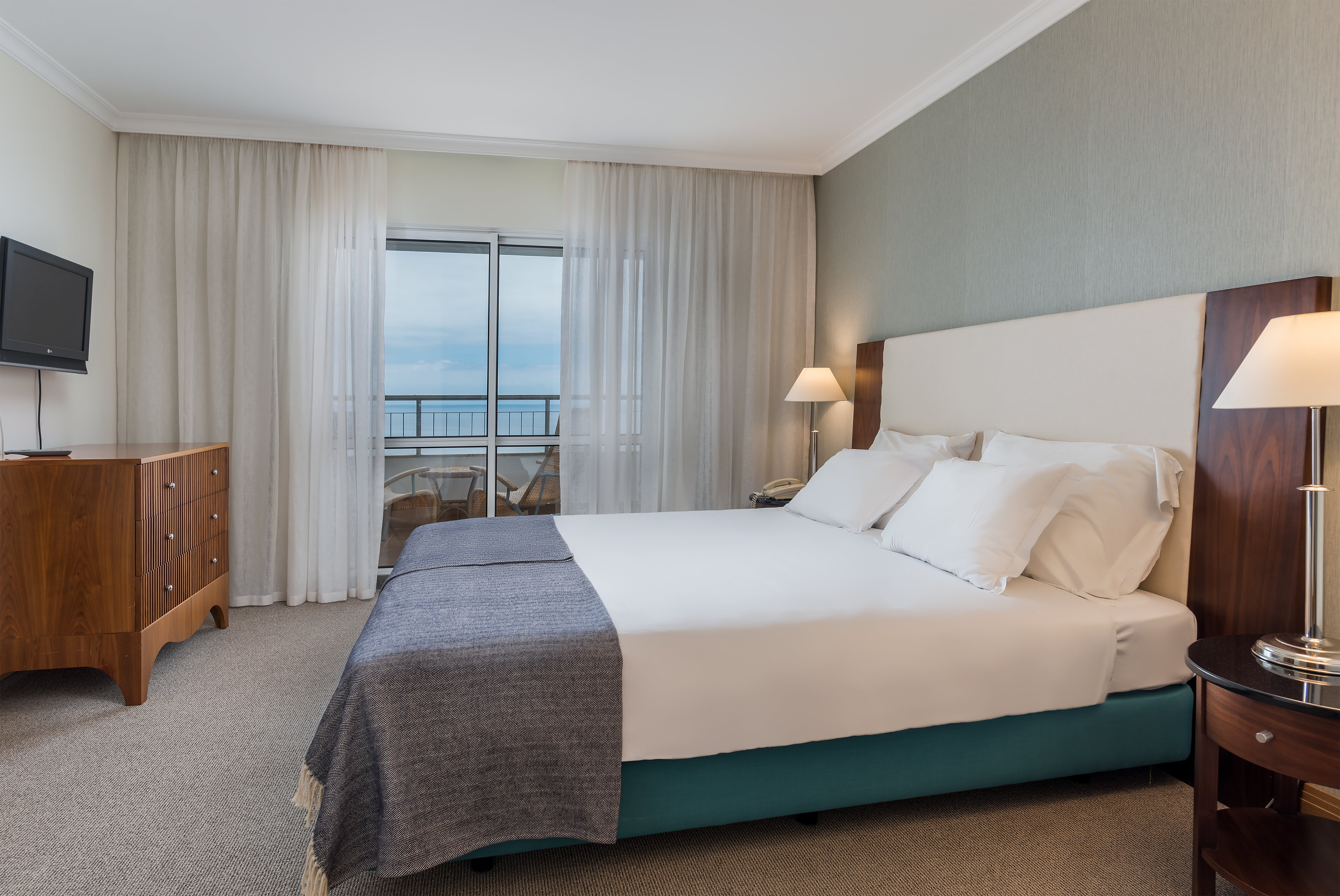 CLASSIC SEA VIEW