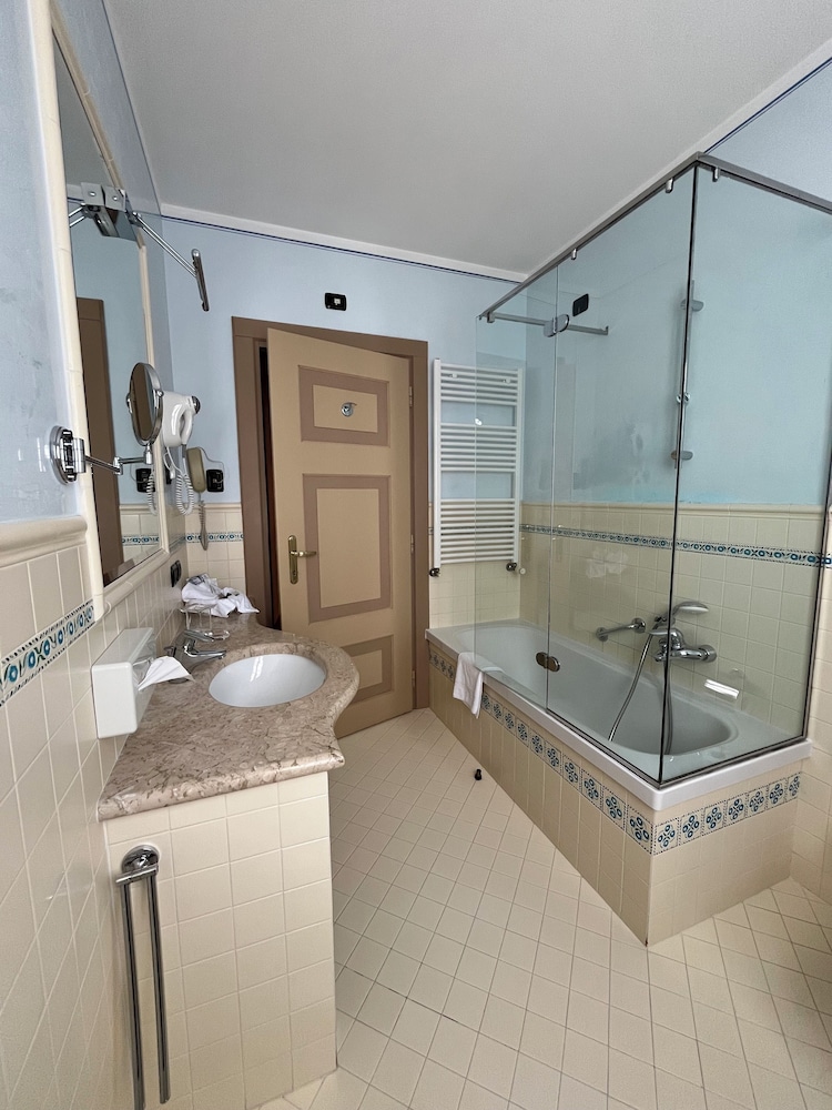 Relais Mirabella 43/45