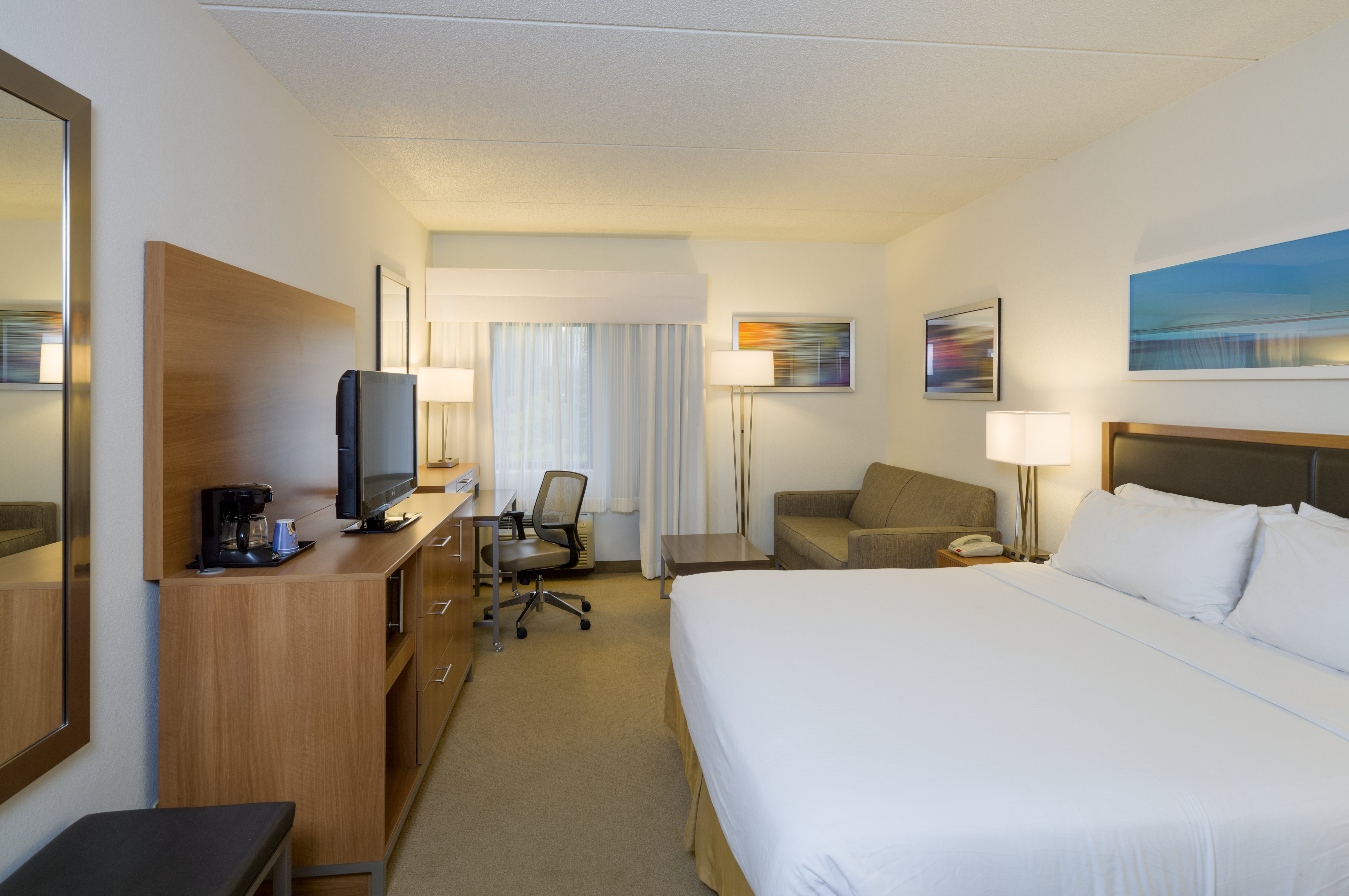 Holiday Inn Express Hershey Harrisburg Area 24/76
