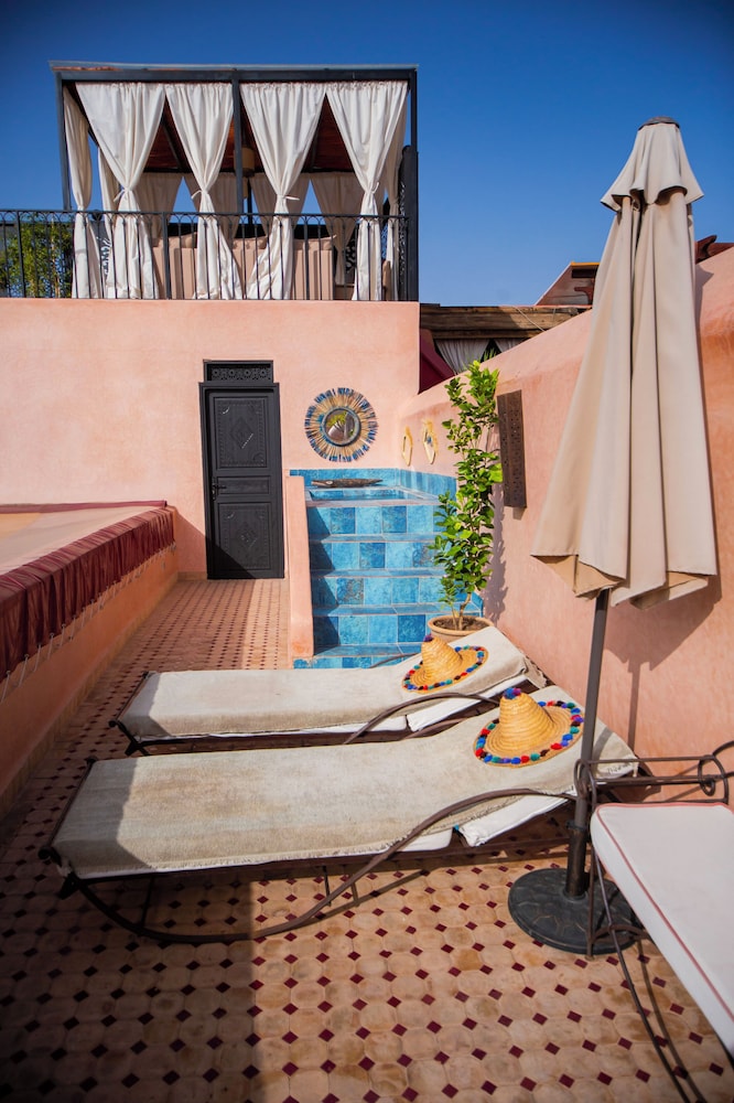 Riad Ta'achchaqa 45/50