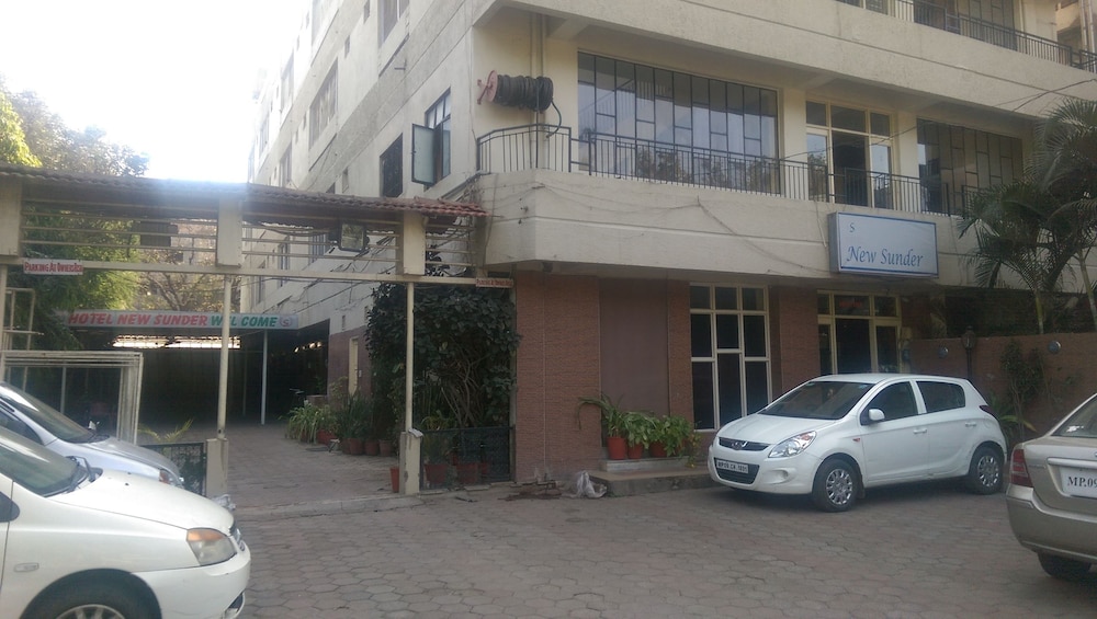 Hotel New Sunder 27/28