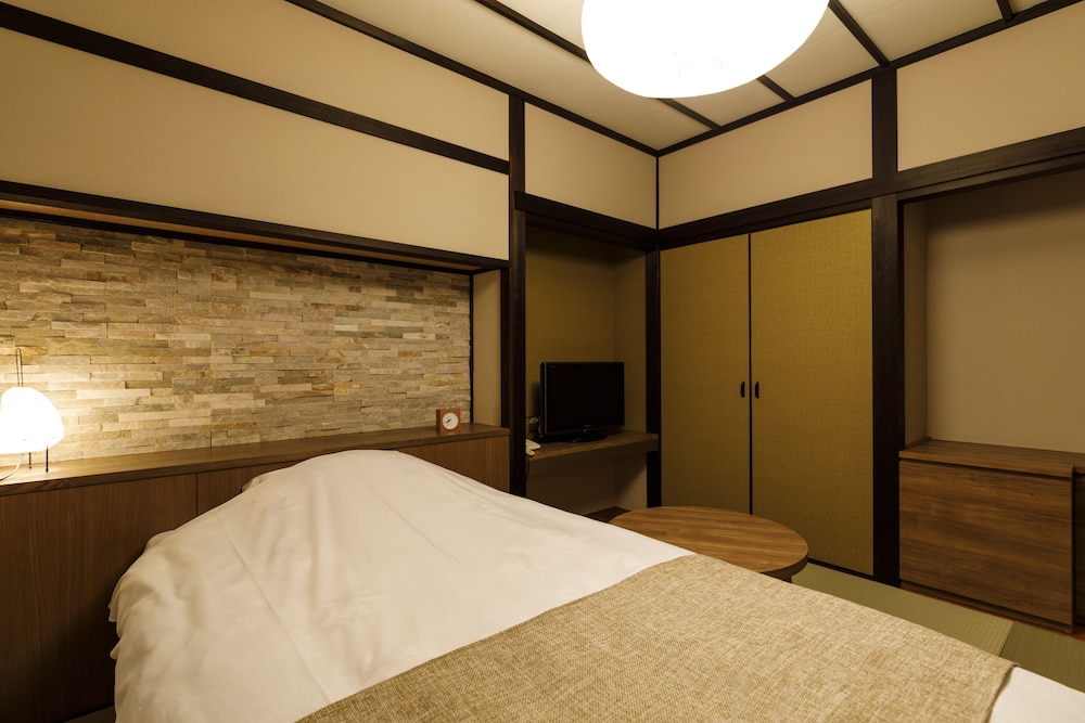 Hatori 10/50