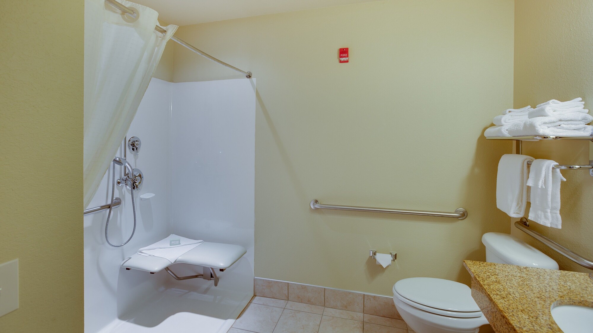 غرفة بسريرين كوين لذوي الإعاقة، Cobblestone Inn & Suites Durand 4/7