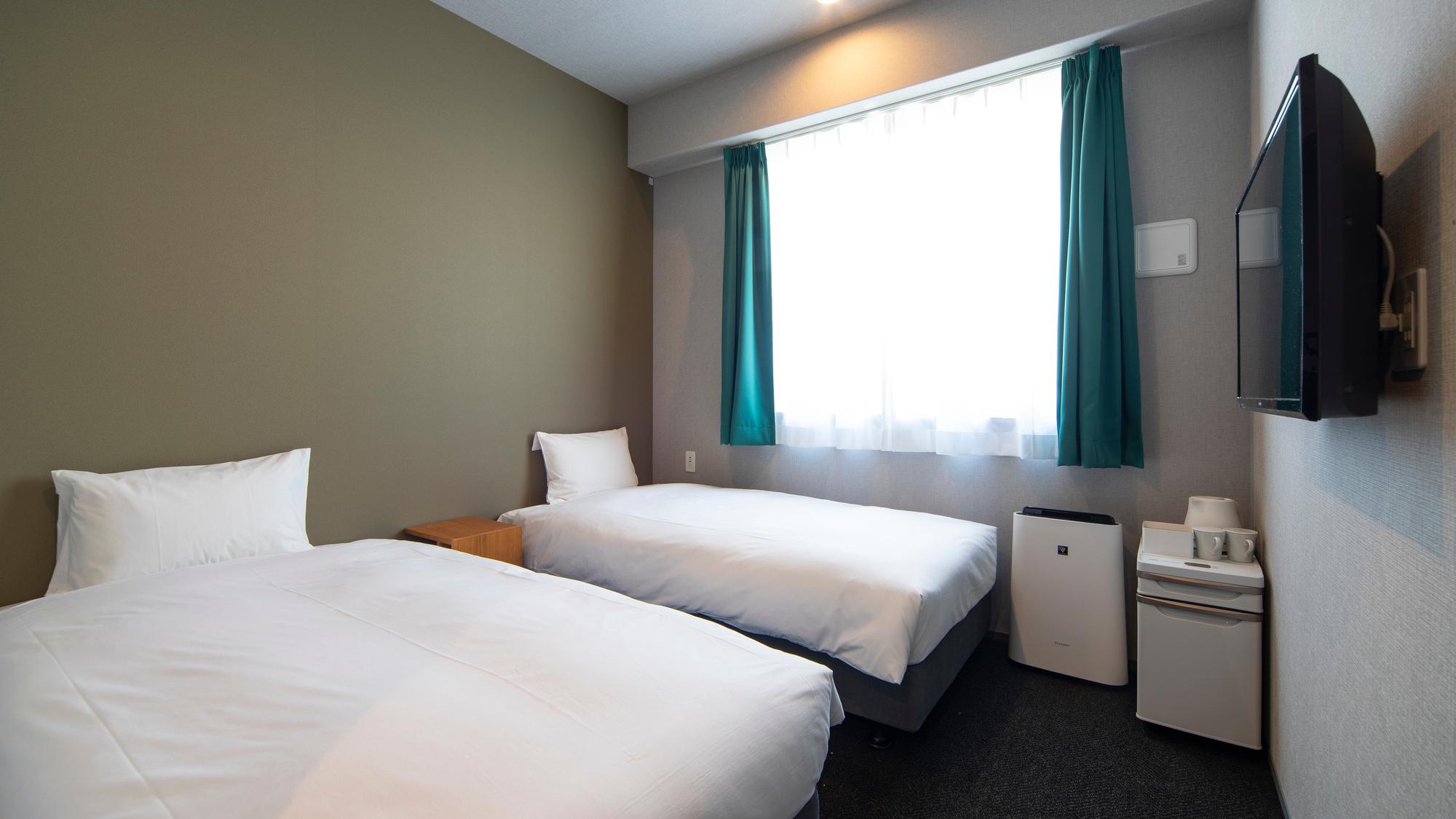 Private, Standard, Twin Beds, Bathtub