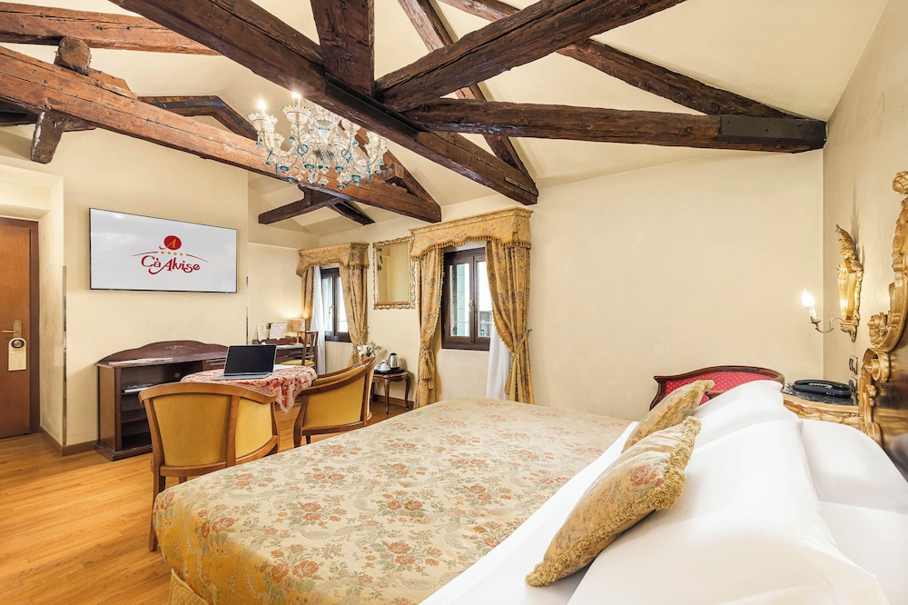 Platinum, Deluxe, Quadruple, Double and Twin Beds