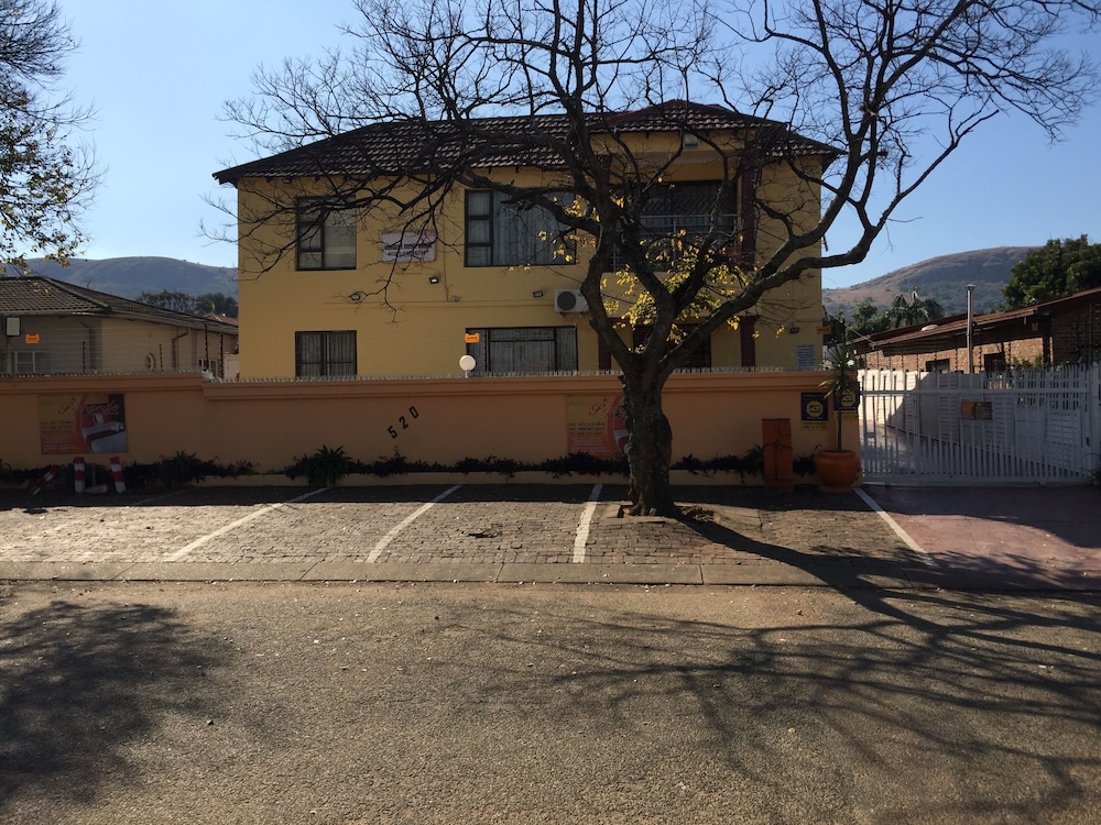 Sgegede Guest House 44/50