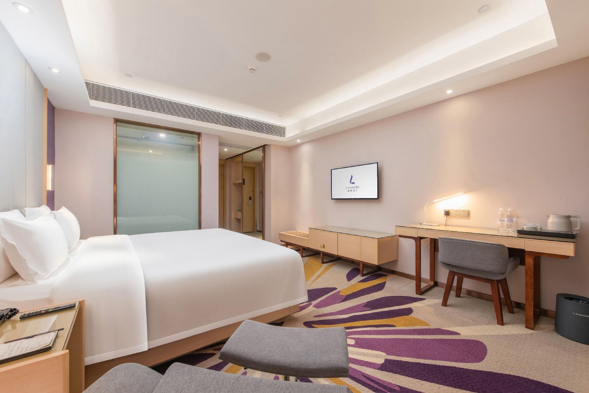 Lavande Hotel (Guangzhou South Railway Station, Hanxi Changlong Station) 5/14