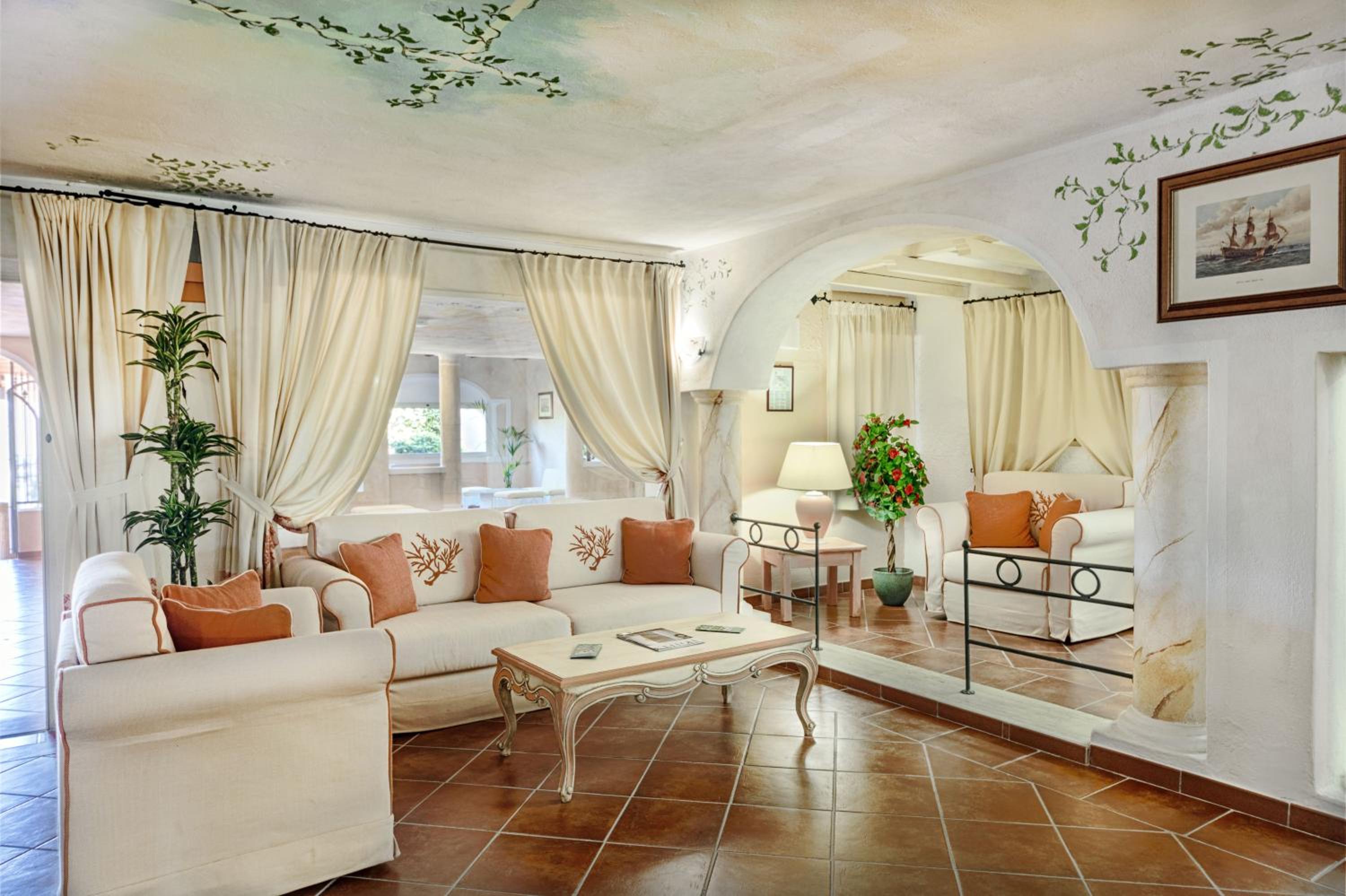 COLONNA BEACH RESIDENCE 12/24
