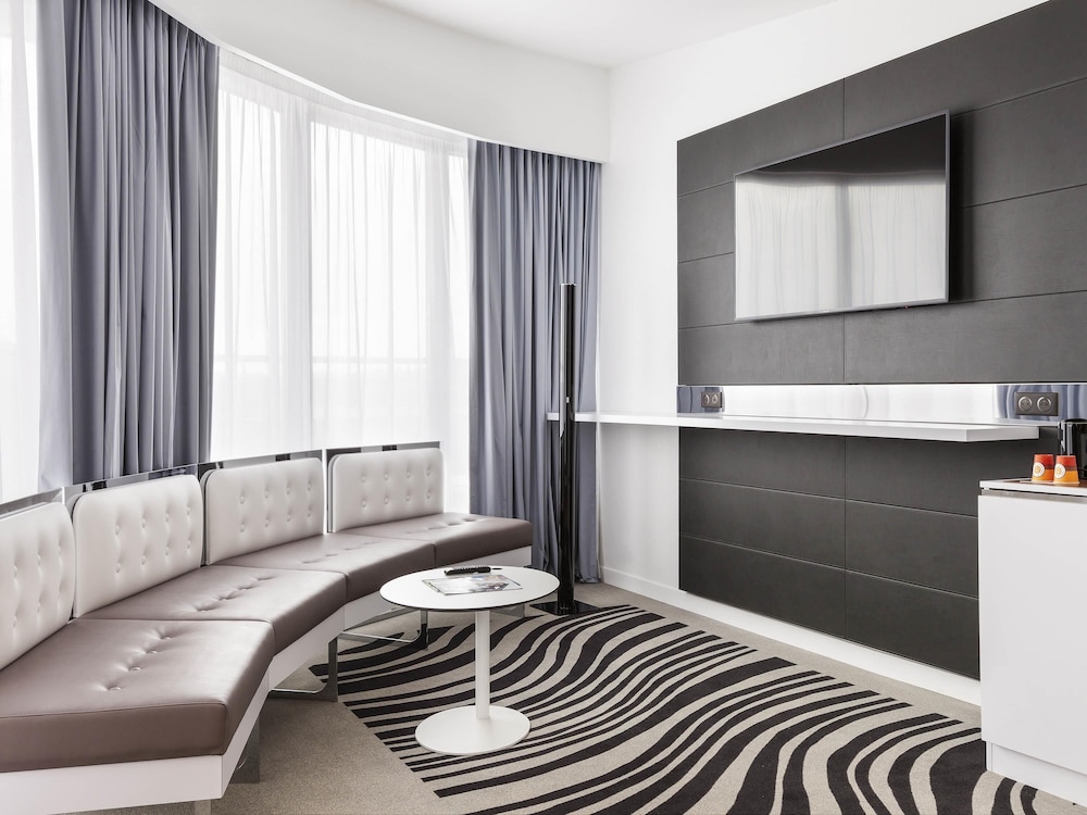 Novotel Tours Centre Gare photo3
