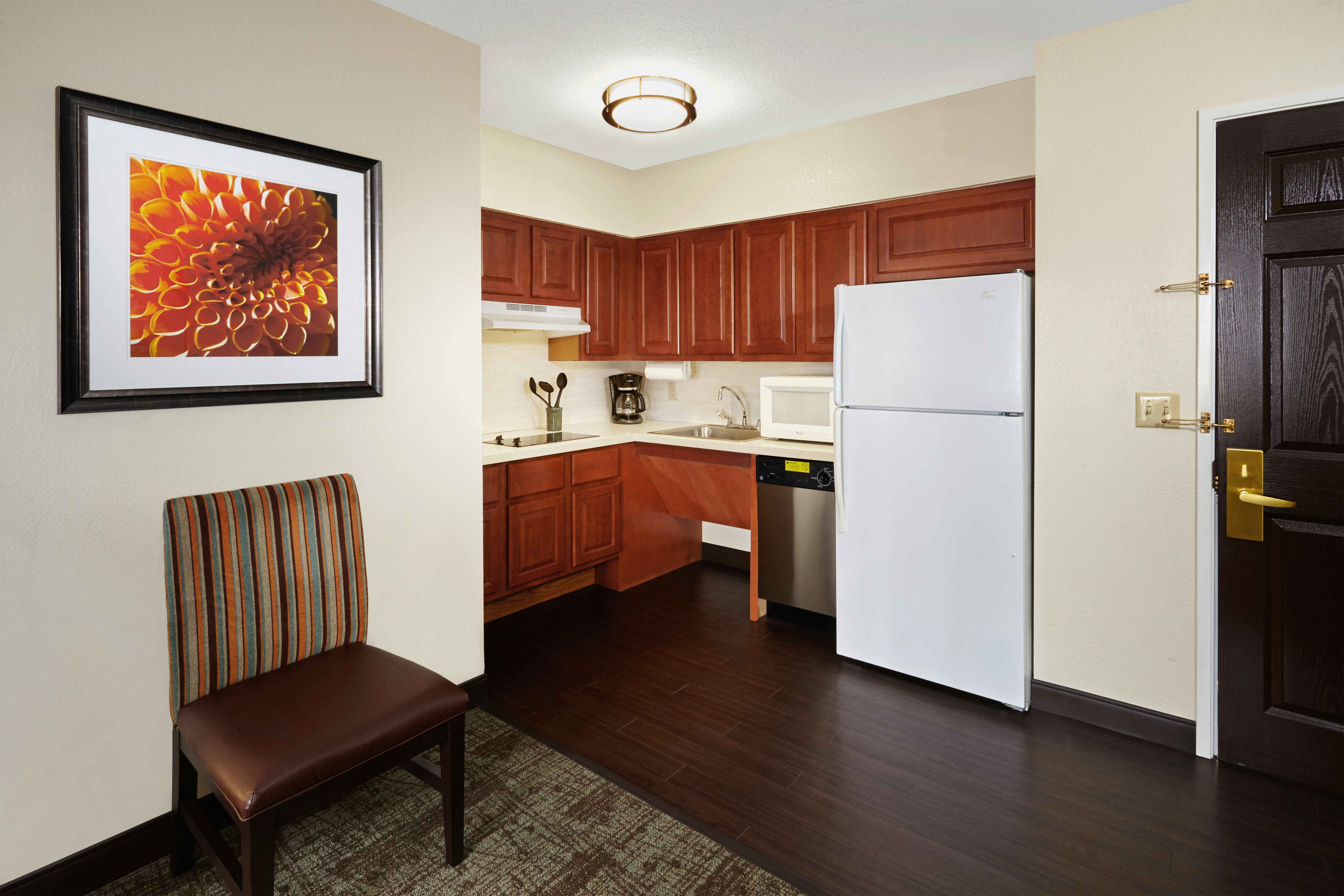 Staybridge Suites Springfield South 41/61