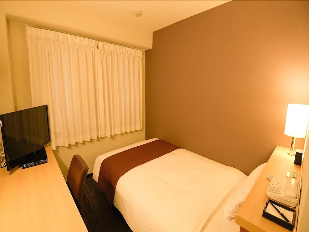 VIA INN SHIN-OSAKA WEST 24/42