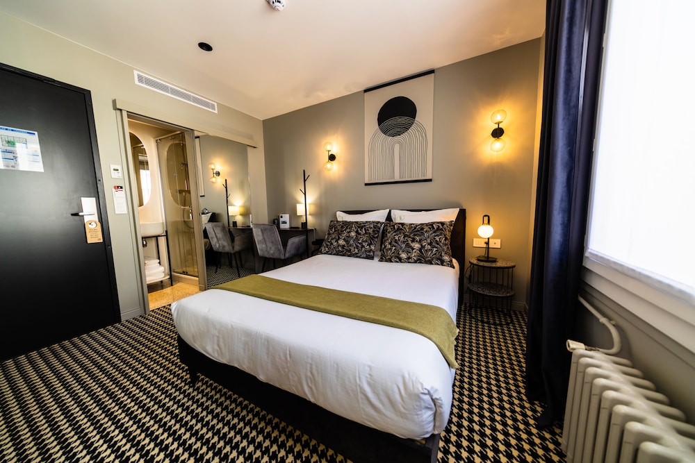 Standard, Double Bed