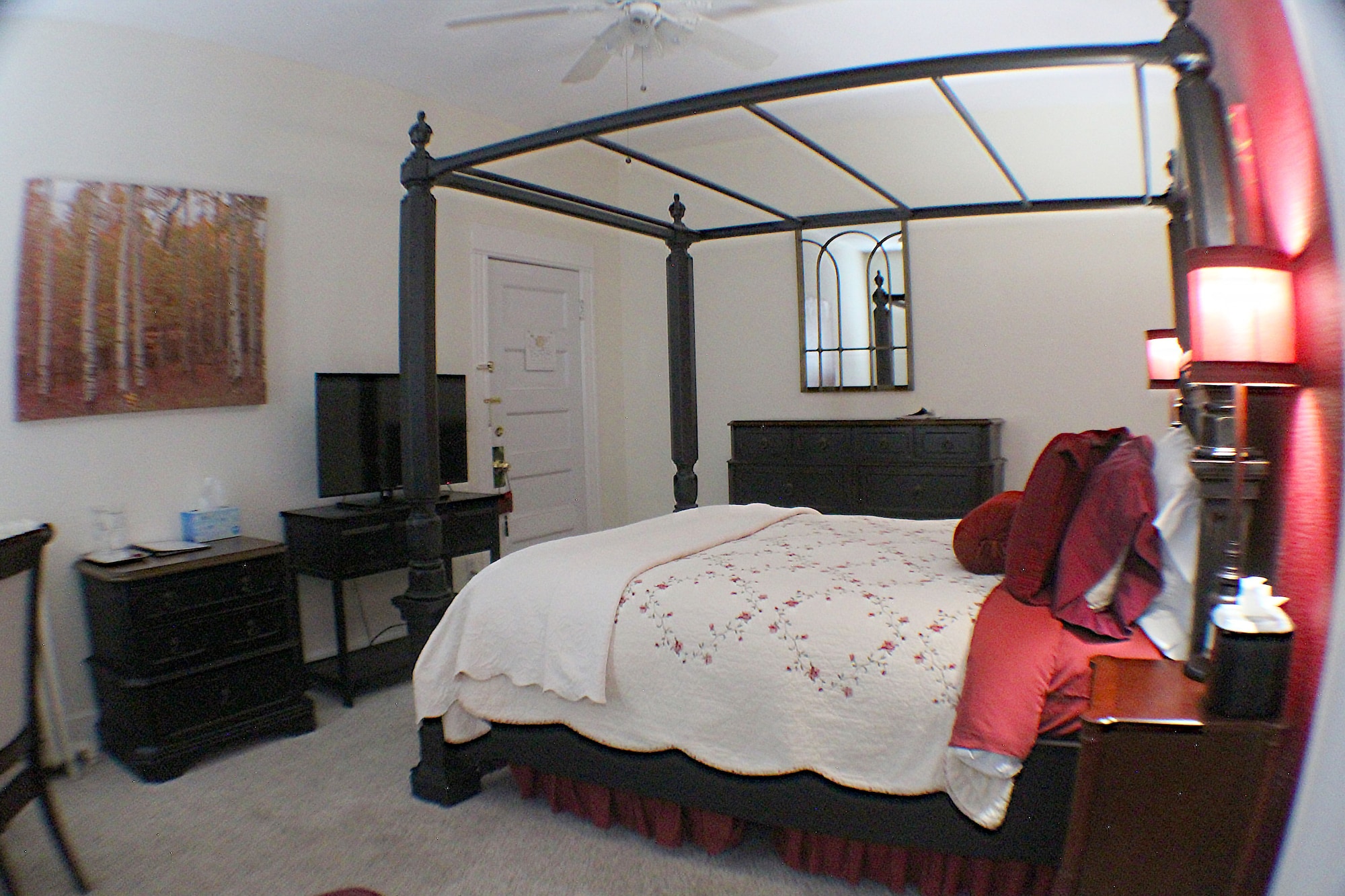 CHERYWOOD, TRADITIONAL, SUITE, MOUNTAIN VIEW