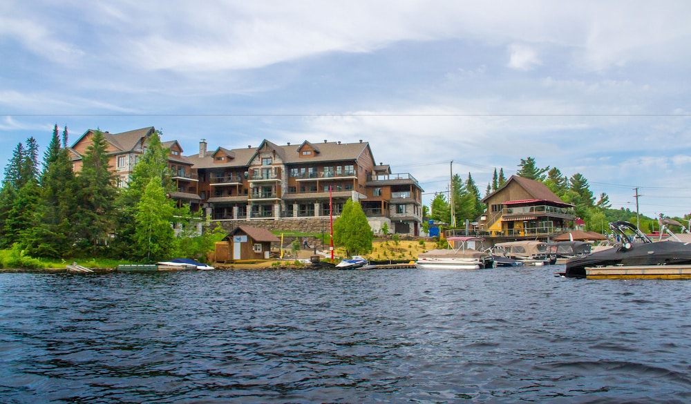 Le Viking Resort & Marina 45/50