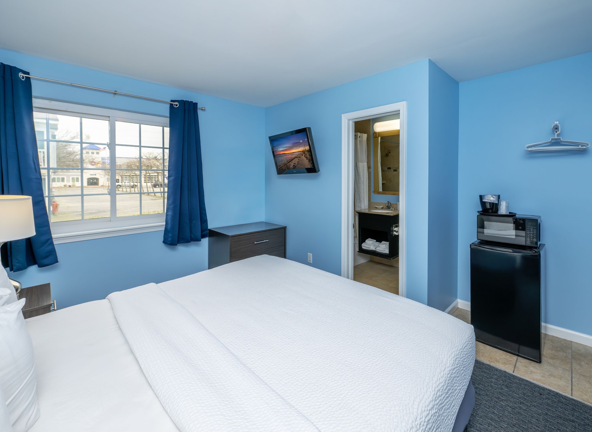 STANDARD, KING BED